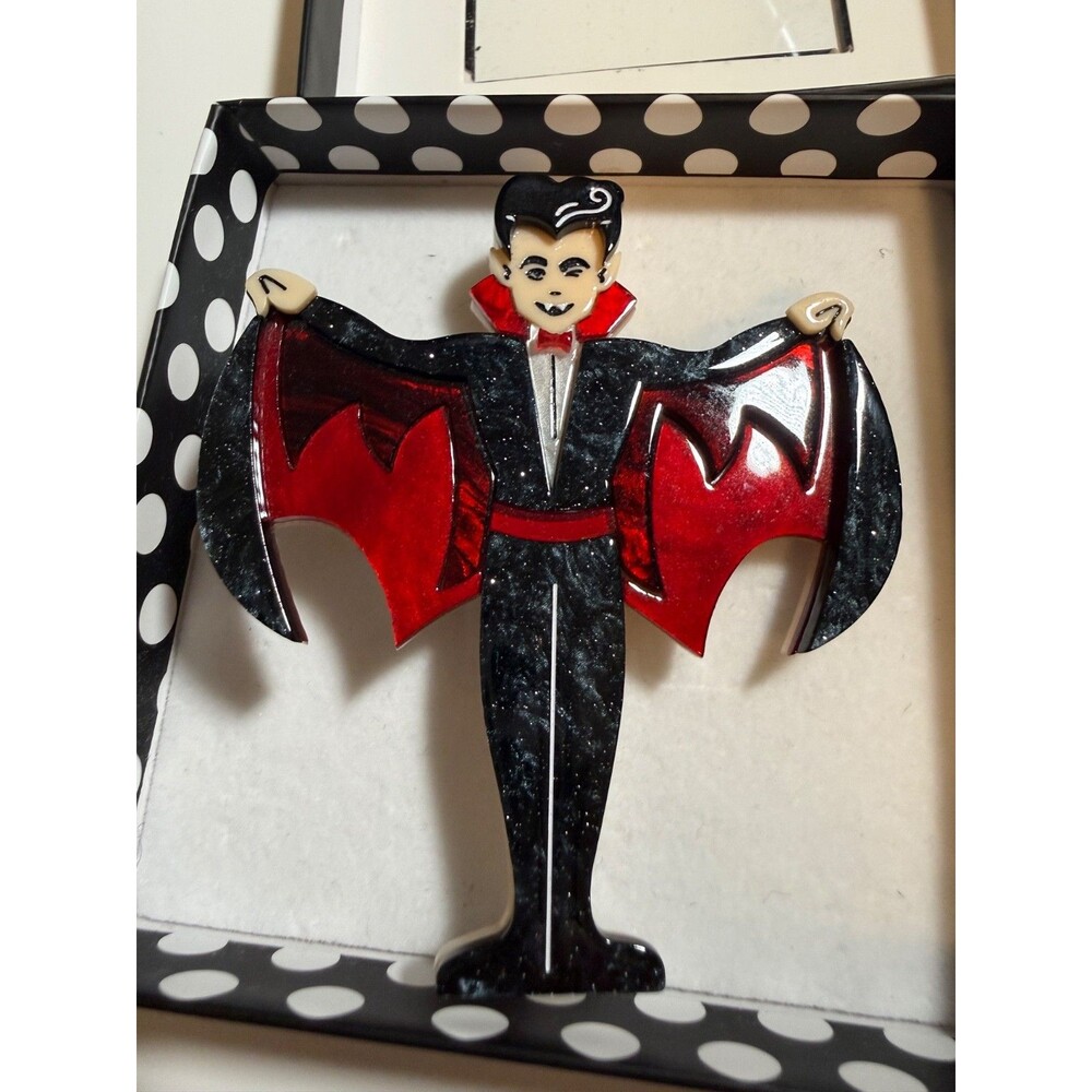 Ex Beaufriend Brooch - Lipstick & Chrome Quirks Vampire Dracula Halloween Pin
